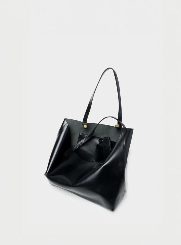 OIA Shoulder Tote Bag